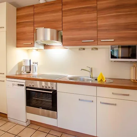 Vakantiehuis Ferienhaus Waterkant Nr1 - B65624 *