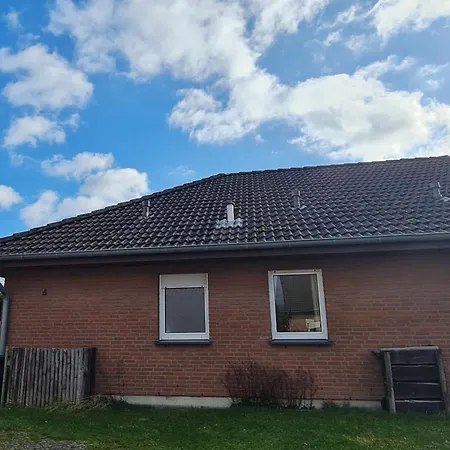 Vakantiehuis Ferienhaus Waterkant Nr1 - B65624 *